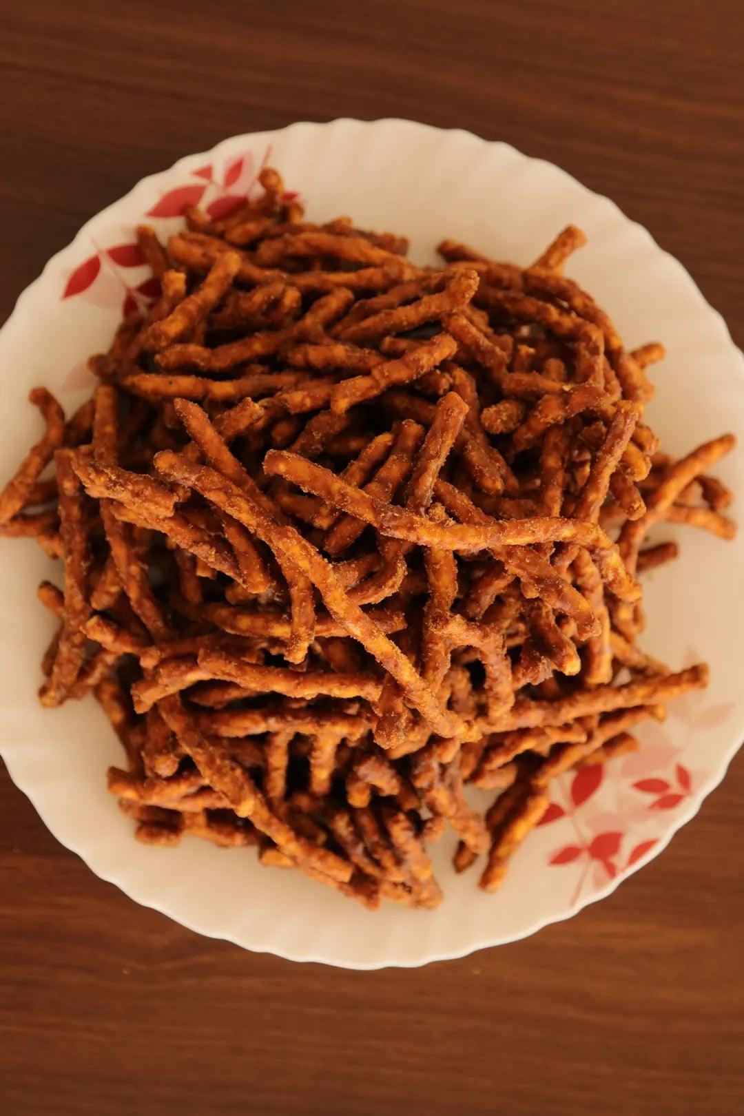Karupatti Sev